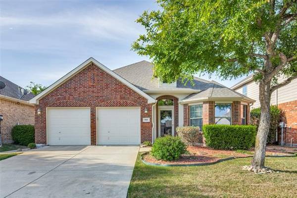 816 Lake Grove Drive, Little Elm, TX 75068