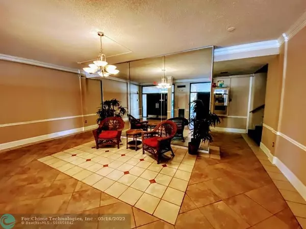 West Palm Beach, FL 33401,500 Executive Center Dr  #3M