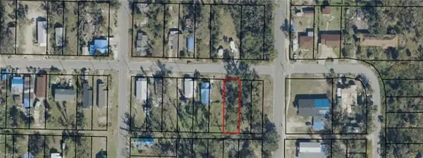 920 E 10th ST, Panama City, FL 32401