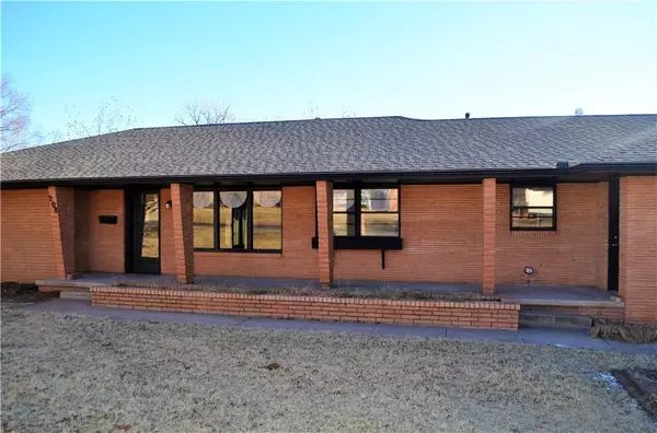 Cordell, OK 73632,208 W 9th Street