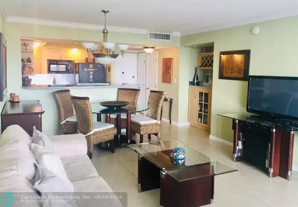 Hallandale Beach, FL 33009,2030 S Ocean Dr  #2111