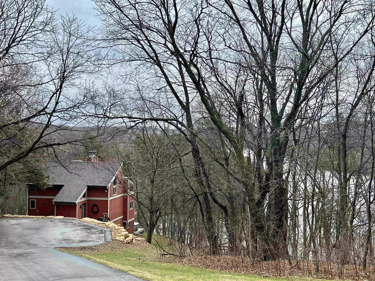 Galena, IL 61036,10 Peninsula Drive