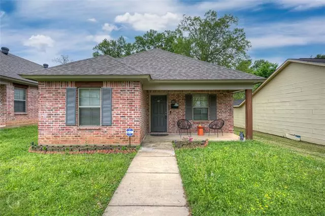 1017 Dalzell, Shreveport, LA 71104