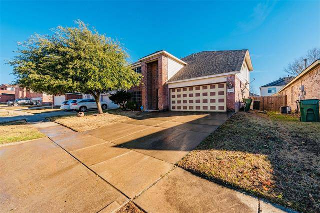 7711 Regent Drive, Arlington, TX 76001