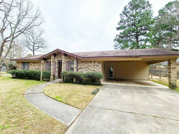 8951 Marlow Drive, Shreveport, LA 71118