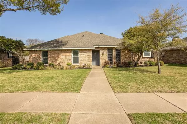 334 Marriott Lane,  Garland,  TX 75040