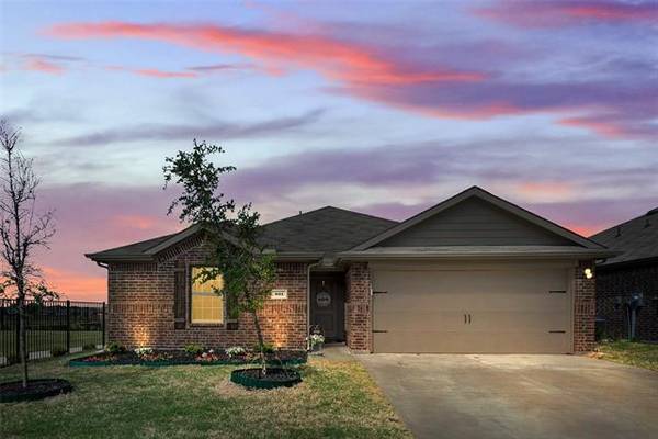 801 Darlington Oak Avenue, Royse City, TX 75189