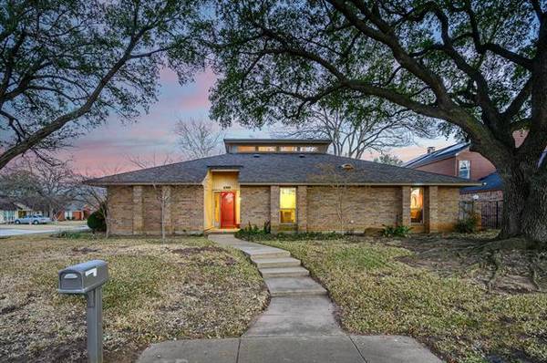 6300 N Amicable Drive, Arlington, TX 76016