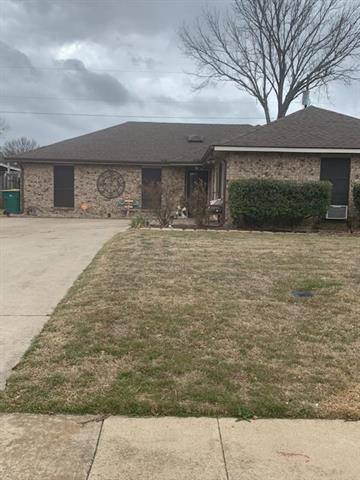 751 Hillside Drive, Cedar Hill, TX 75104