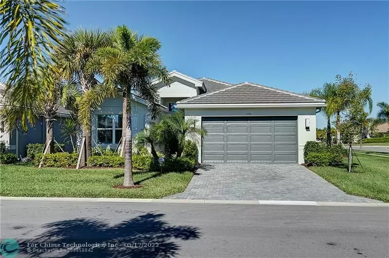 11373 SW Half Moon Lake Ln, Port Saint Lucie, FL 34987