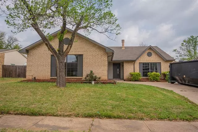 3825 Hackberry Lane, Bedford, TX 76021