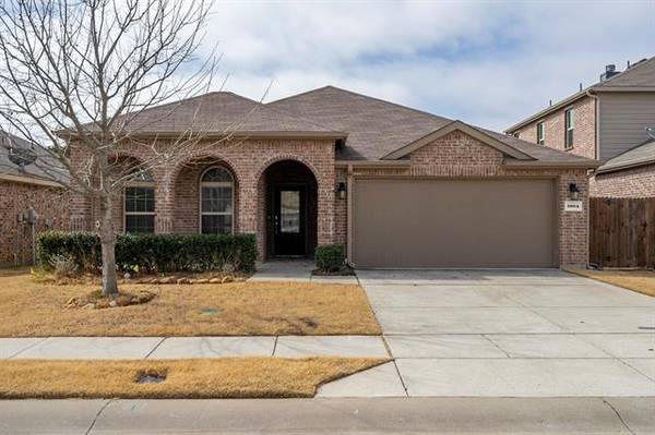 1004 Cheyenne Drive, Aubrey, TX 76227