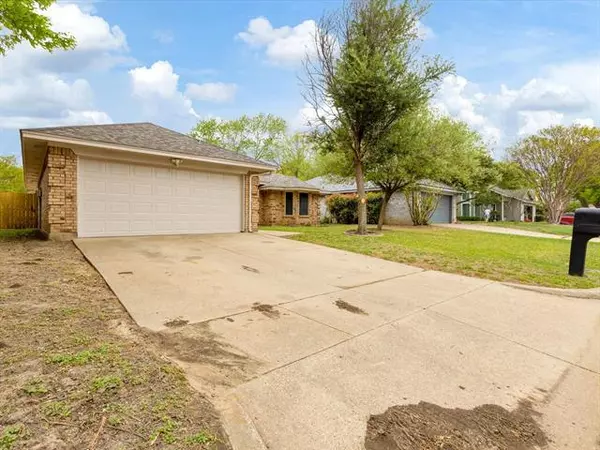 Fort Worth, TX 76137,6809 Wayfarer Trail