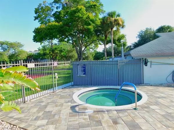 Fort Myers, FL 33908,17452 Woodland TRCE #A