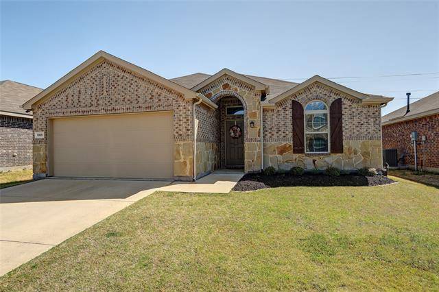 1305 Alamandine Avenue, Cross Roads, TX 76227