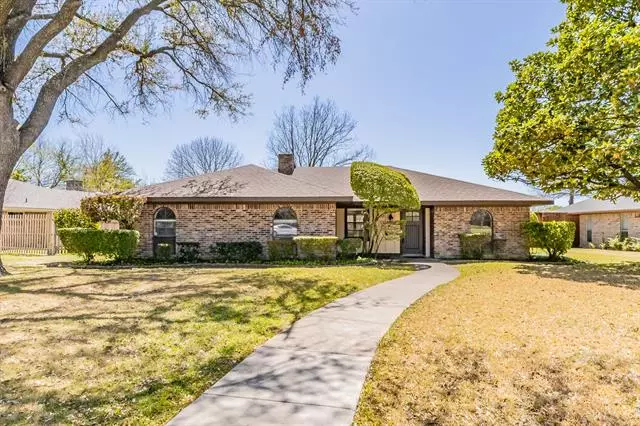 Plano, TX 75074,3920 Los Robles Drive