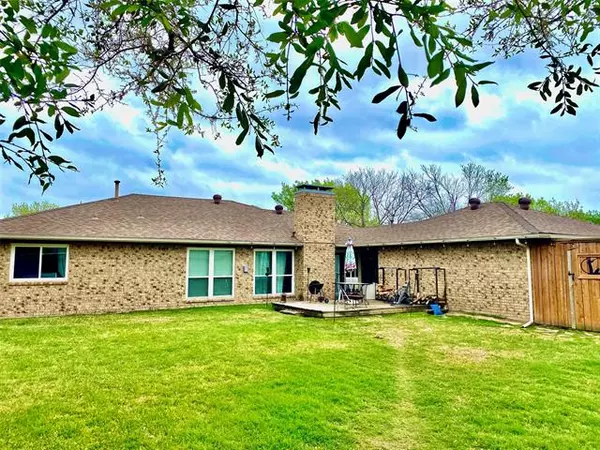 Sachse, TX 75048,5329 Spring Creek Drive