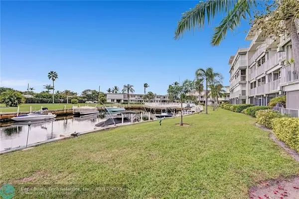 Deerfield Beach, FL 33441,1501 SE 15th Ct  #301