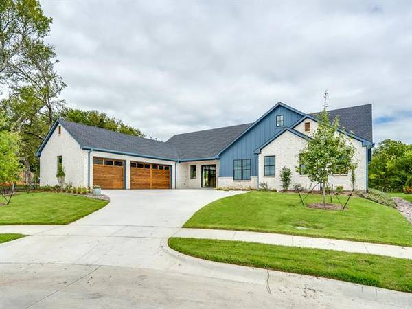 1202 Whisper Rock Drive, Rockwall, TX 75032