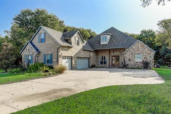 1045 Amber Way, Rockwall, TX 75032