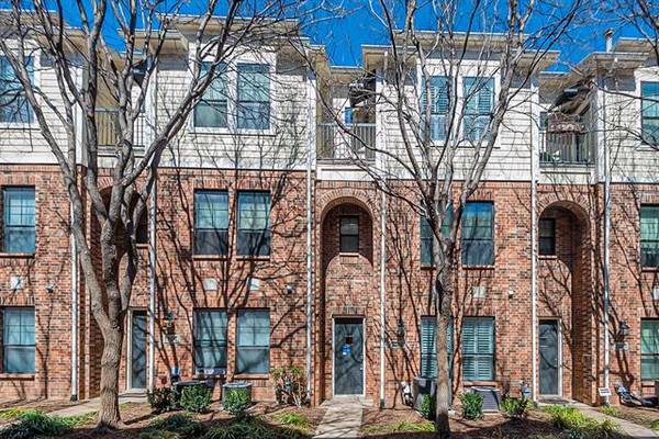 3819 Birkdale Drive, Fort Worth, TX 76116