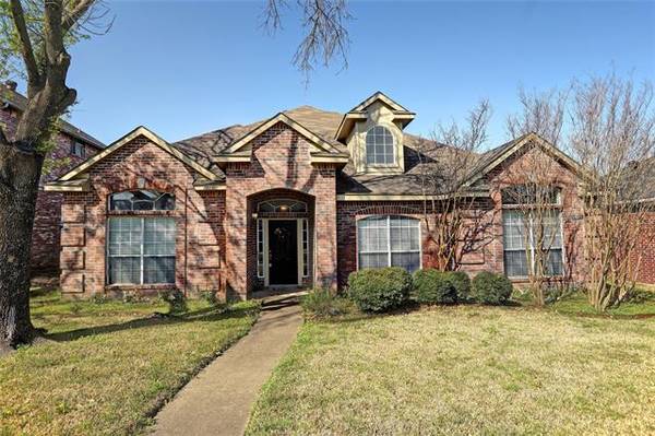 7018 Lo Chalmers Lane, Garland, TX 75043