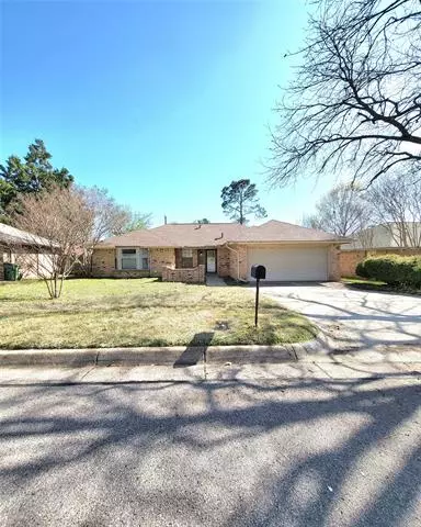 Arlington, TX 76015,2016 Chantilly Court