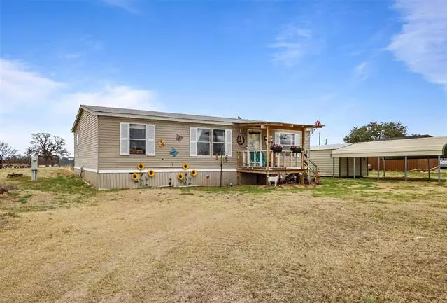 389 Cedar Drive, Azle, TX 76020