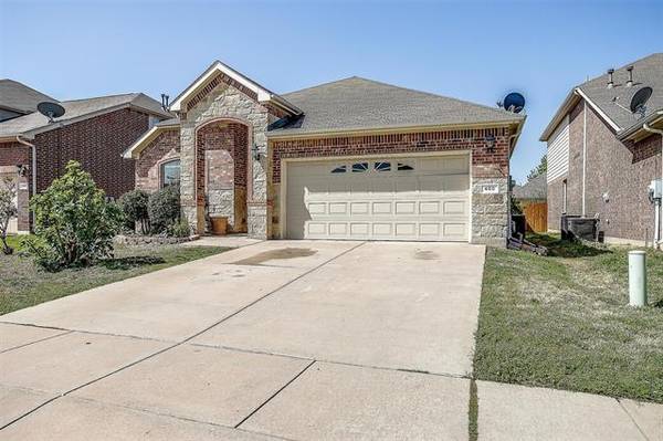 460 Angler Drive, Crowley, TX 76036