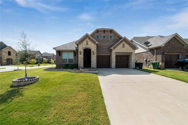 4616 Plumeria Drive, Mansfield, TX 76063