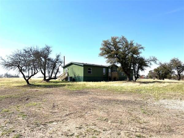 Springtown, TX 76082,196 Cowboys Lane