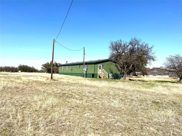 Springtown, TX 76082,196 Cowboys Lane