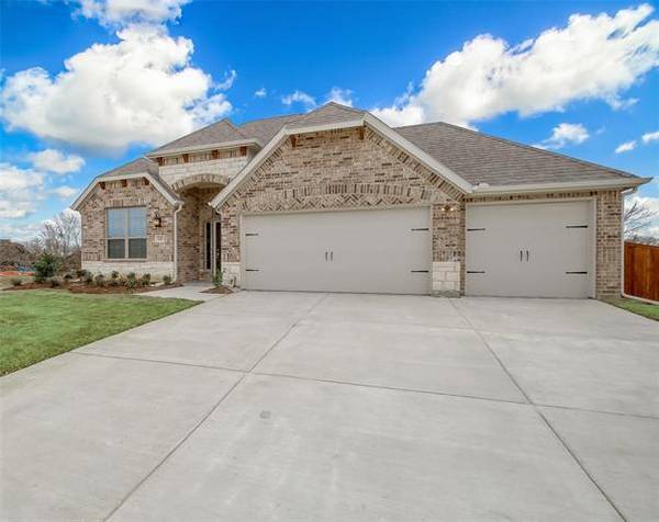 343 Sweetspire Drive, Royse City, TX 75189