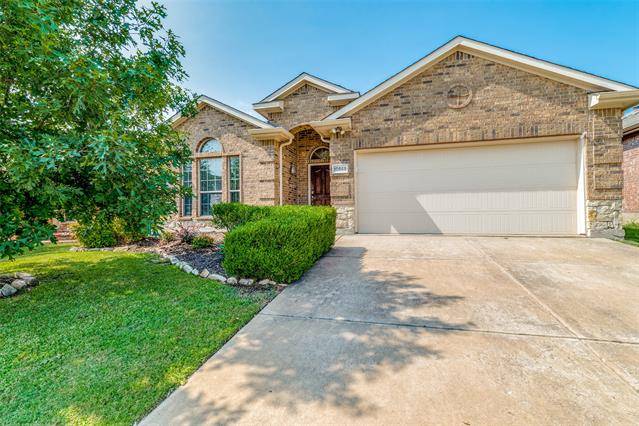 10865 Calderwood Lane, Fort Worth, TX 76052