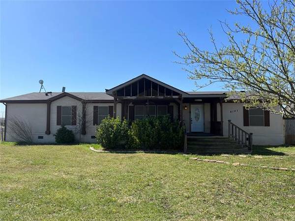 6121 Wild Berry Trail, Joshua, TX 76058