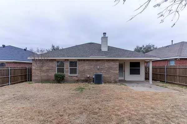 Arlington, TX 76002,609 Spanish Oak Court