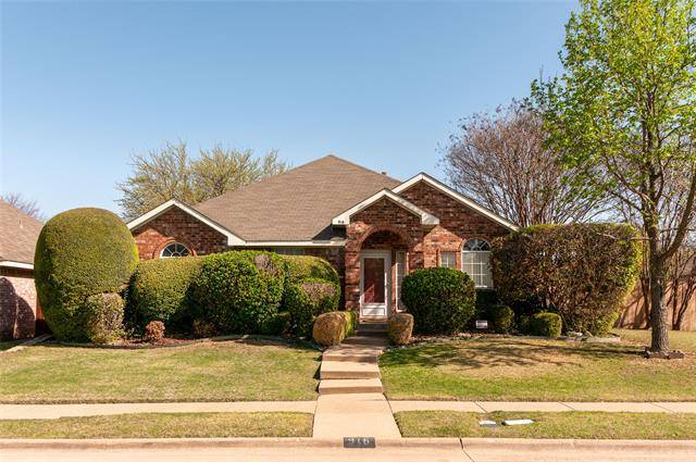 916 Worden Drive, Cedar Hill, TX 75104