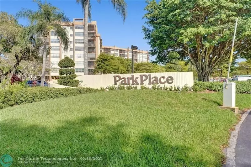 1400 Saint Charles Place  #613, Pembroke Pines, FL 33026