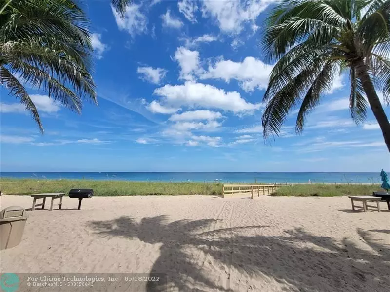 Lauderdale By The Sea, FL 33308,4900 N Ocean Blvd  #410