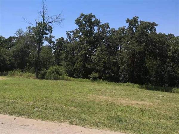 2109 Pinnell Court, Corinth, TX 76210