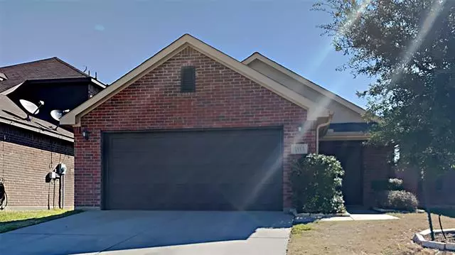 5513 Thunder Bay Drive, Fort Worth, TX 76119