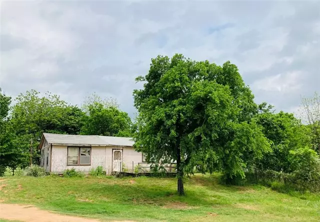 Mineral Wells, TX 76067,240 Papoose Lane