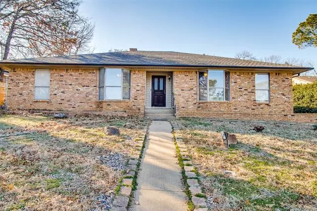 1309 S Hyde Park Avenue, Denison, TX 75020