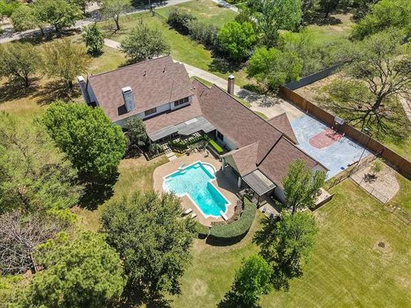 276 Pine Drive,  Southlake,  TX 76092