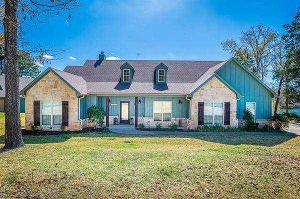 8701 Toler Point, Larue, TX 75770