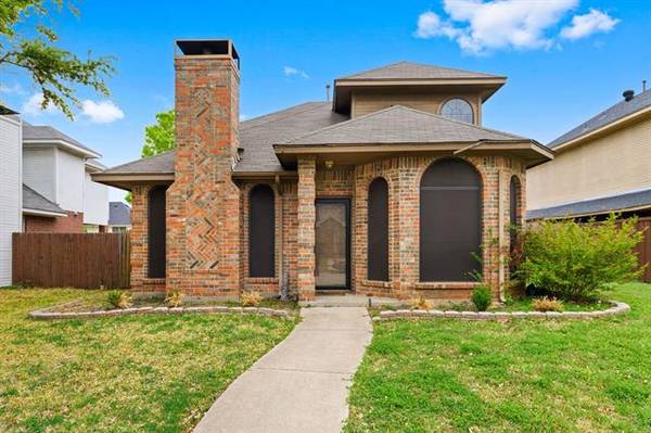 1729 Shady Creek Drive, Lewisville, TX 75067