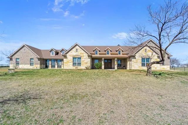 117 Maravilla Drive, Annetta, TX 76008