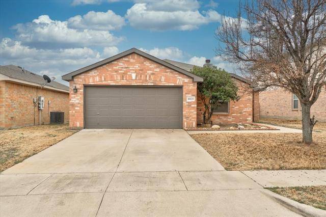 10029 Cougar Trail, Fort Worth, TX 76108