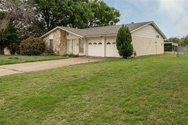 4558 Hadley Street, Haltom City, TX 76117