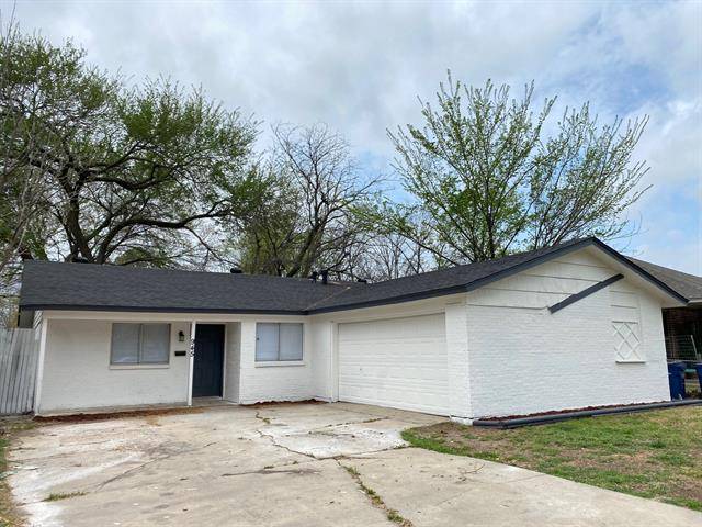 945 Russell Road, Everman, TX 76140